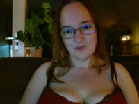 Hey, tja wat moet je hier neerzetten haha. Ik ben Sabina 43 jaar en ben op zoek naar wat plezier, spanning en avontuur.  Dit kan je zo breed zien als je zelf wil haha. Ik hoop iemand te leren kennen die gezellig spontaan en ondeugend kan zijn. Zie je jezelf hierin of heb je gewoon zin in (ont-) spanning zonder verplichtingen dan weet je me te vinden ;)   Liefs Sabina     (Vaak online tussen 19.30-23 uur)