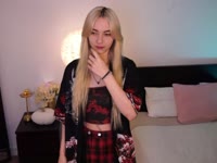 Hey!I’m a warm, playful soul who loves connection, chemistry, and good energy. I enjoy being feminine, confident, and a little mysterious. I’m here to relax, have fun, and share beautiful moments together.