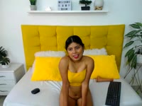 I like to connect, to laugh, to flirt, to feel that every show is a different story. If you like a girl who combines sensuality, charisma and desire to play ... I assure you that with me you will not want to leave the room. Come to meet me, to discover what