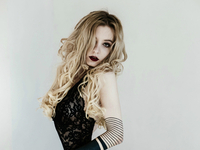 hardcore live show AngelikaMoebius