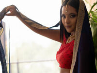 webcam babe AnoukChopra