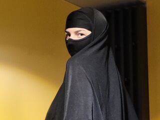 hot live girl BiaBlack