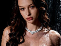 nude web cam EmilyShiny