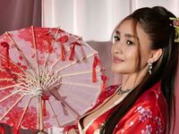 masturbating webcamgirl LindeWhite