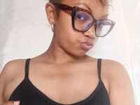 hot cam girl fingering shaved pussy Miadea