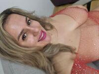 camgirl playing with sex toy NatashaChiara