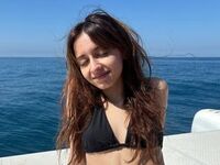 naked girl with webcam AinsleyAle