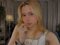 nude webcamgirl picture BrittGreenhouse