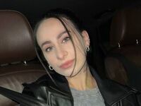 cam girl masturbating with vibrator DominikaFires