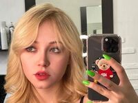livecam sex EmilyCarles
