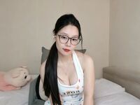 nude webcamgirl picture lingzi