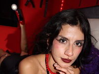 latex cam whore AmatistaOfi