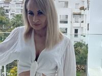 live sex cam AdellynRose