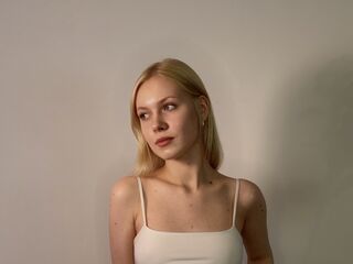 chatrubate cam girl picture AishaNaeher