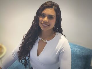 beautiful webcamgirl AlejaJara
