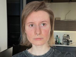 hot naked webcamgirl AlessandraMillis