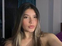 shaved pussy cam AmberCarlo