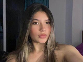 masturbating cam girl AmberDaniela