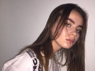 girl cam AmeliPovilain