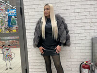 topless camgirl Amnay