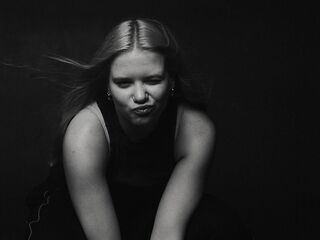 chat room webcam AngellaMaulin