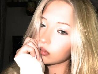 girl showing tits AnjanetteGalpin