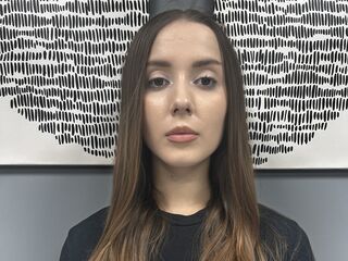 naughty camgirl AnnaAll