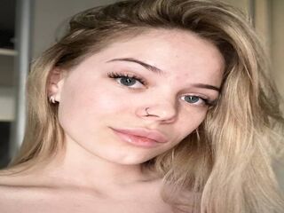 masturbating cam girl AnnaWernick