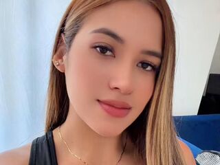 cam girl masturbating with vibrator ArianaBlosom