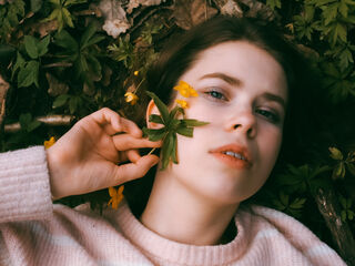 camslut fingering wet pussy BecLay