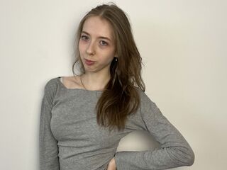 chatroom webcam pic BethanPugliese