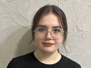 beautiful girl webcam BettyWatkins