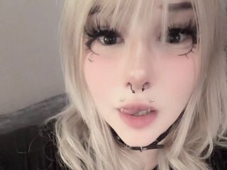 hot cam girl masturbating with sextoy BillyeRom