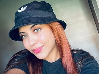 naughty camgirl fingering pussy CandiePasion