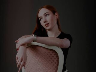 live cam girl picture CarleenZangari