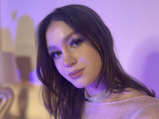 fingering girl cam CarmenHill