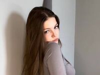 cam girl playing with vibrator CarterBella