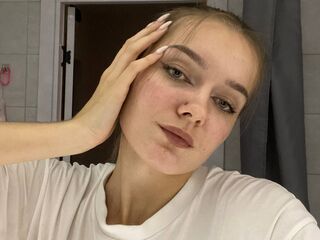 livesex cam girl CeciliaVanwinkle