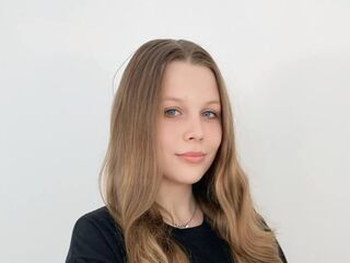 chatroom webcam ChristianeSivie
