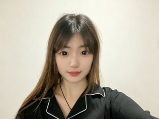 free live cam chat ClaraHui