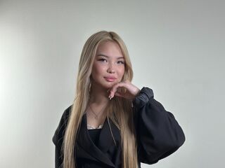 girl chat DaphneBaczewski