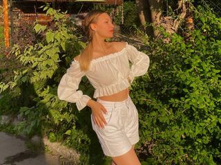 webcamgirl DaynaMiller