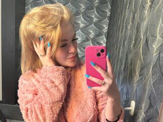 hot naked webcamgirl ElizabethCamaro