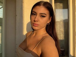 hot camwhore ElleMils