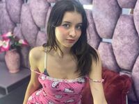 hot cam EmelineRouse
