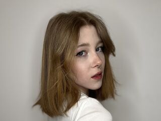 mastubating web cam girl EmiliaMurchie