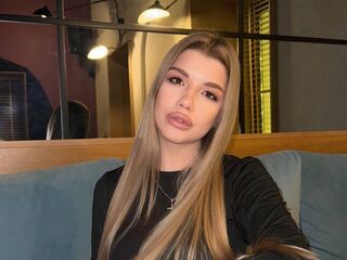 closeup web cam EmmyRamsdell