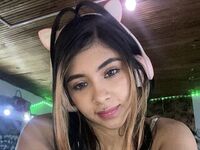 camgirl showing tits EstrellaMoon