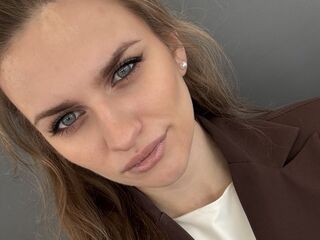 naked cam girl fingering pussy GabrielleNoneman