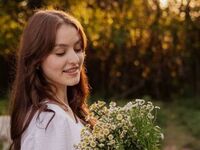 masturbating webcamgirl GildedOlivia